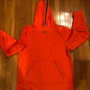 Under Armour Sweatshirt